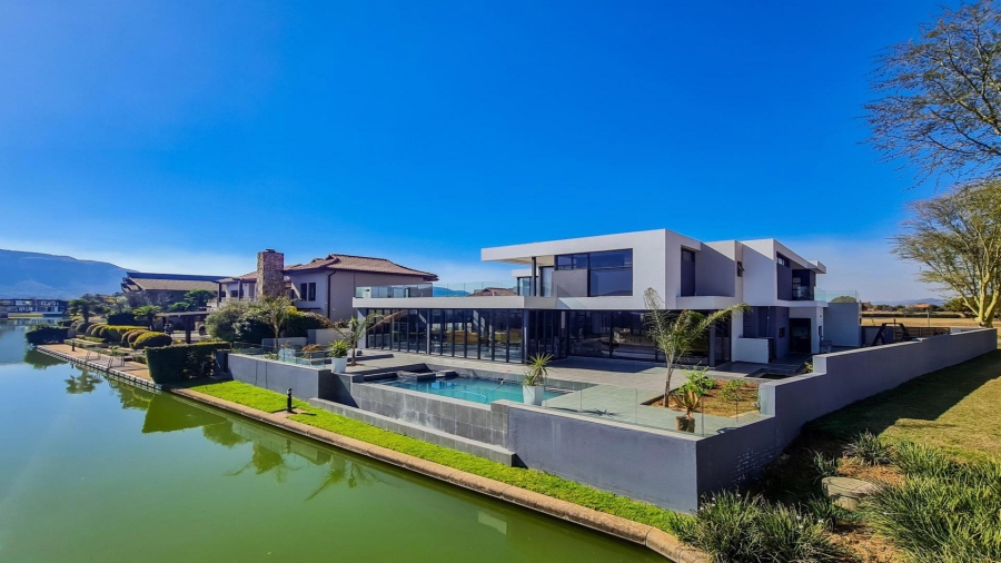 6 Bedroom Property for Sale in The Islands Estates North West